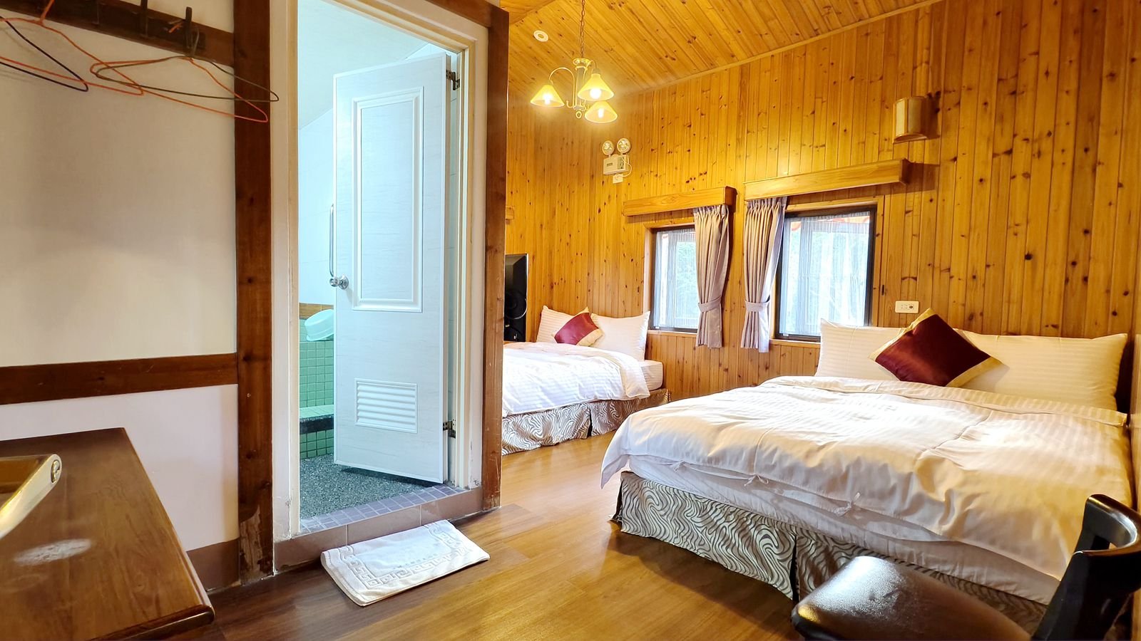 四人溫泉套房(一館)